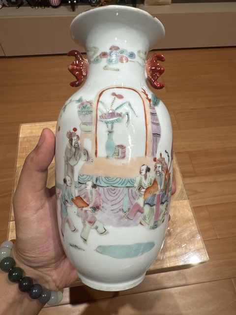 古玩陶瓷晚清細路粉彩人物瓶真品鑒賞圖