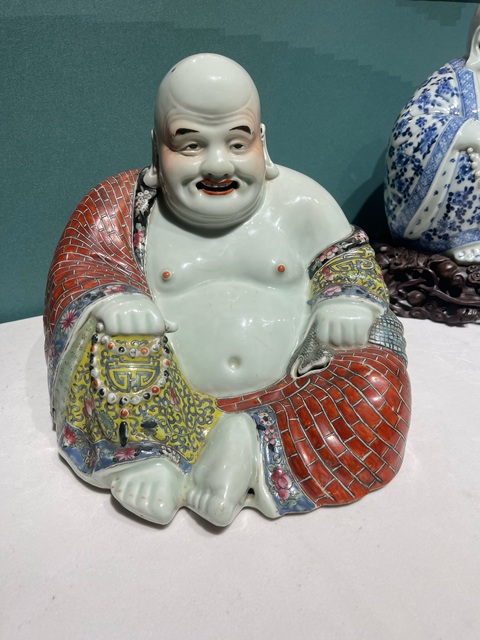 古玩陶瓷粉彩花卉彌勒笑佛真品鑒賞圖