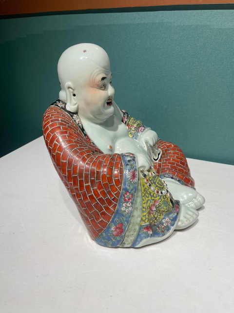 古玩陶瓷粉彩花卉彌勒笑佛真品鑒賞圖