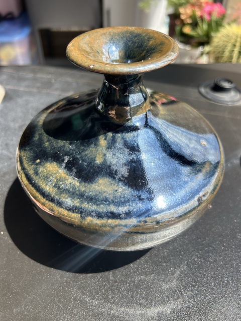 古玩陶瓷磁州窯兔毫釉折肩瓶真品鑒賞圖