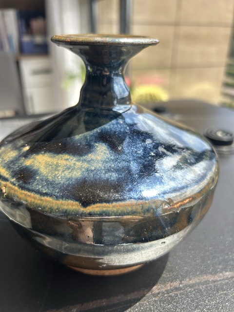古玩陶瓷磁州窯兔毫釉折肩瓶真品鑒賞圖