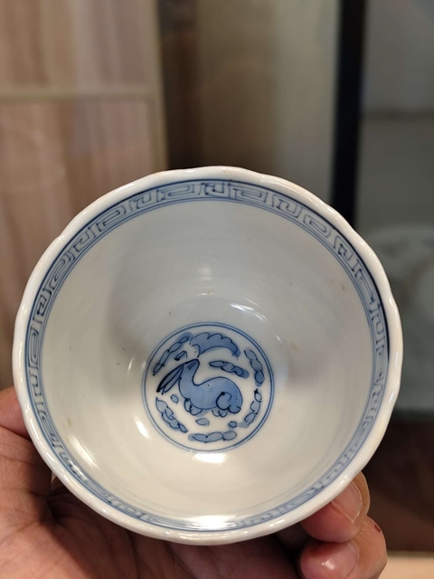 古玩陶瓷嬰戲紋青花杯真品鑒賞圖
