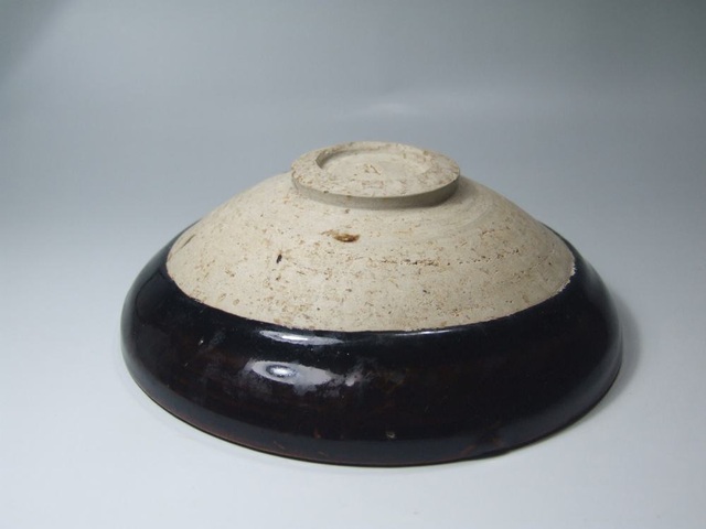 古玩陶瓷磁州窯黑釉大碗真品鑒賞圖