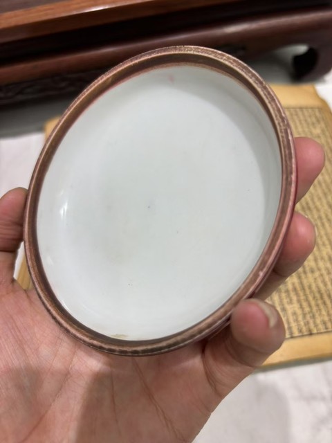 古玩陶瓷豇豆紅釉印盒蓋真品鑒賞圖