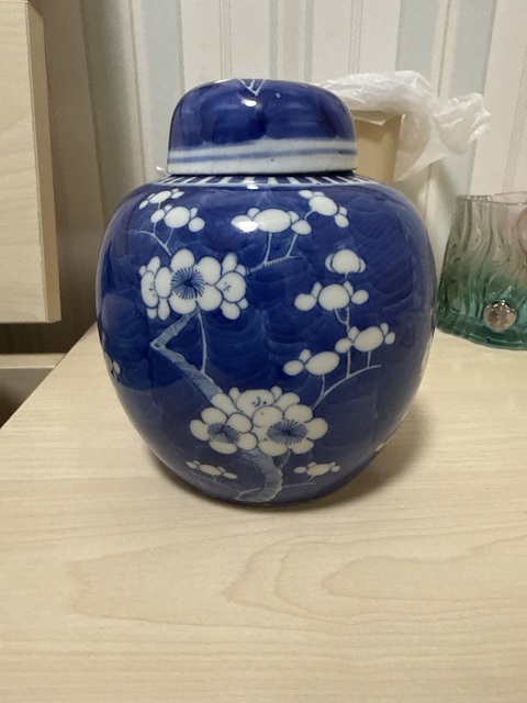 古玩陶瓷青花冰梅圖蓋罐真品鑒賞圖
