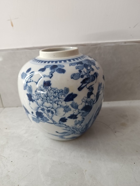 古玩陶瓷晚清青花花鳥(niǎo)罐真品鑒賞圖