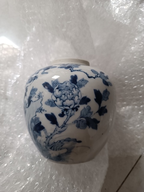 古玩陶瓷晚清青花花鳥(niǎo)罐真品鑒賞圖