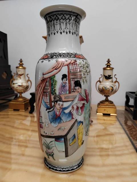 古玩陶瓷粉彩瓶真品鑒賞圖
