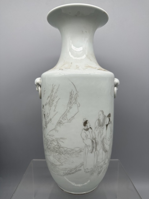 古玩陶瓷光緒刻瓷人物瓶真品鑒賞圖