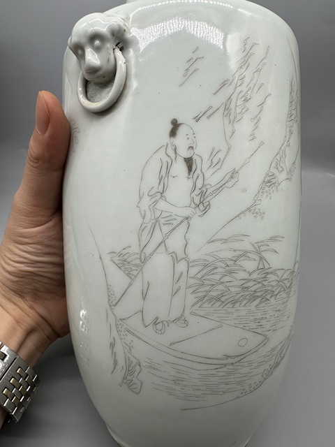 古玩陶瓷光緒刻瓷人物瓶真品鑒賞圖