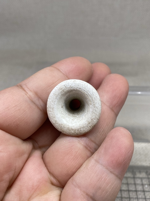 古玩陶瓷定窯白釉凈瓶標本真品鑒賞圖
