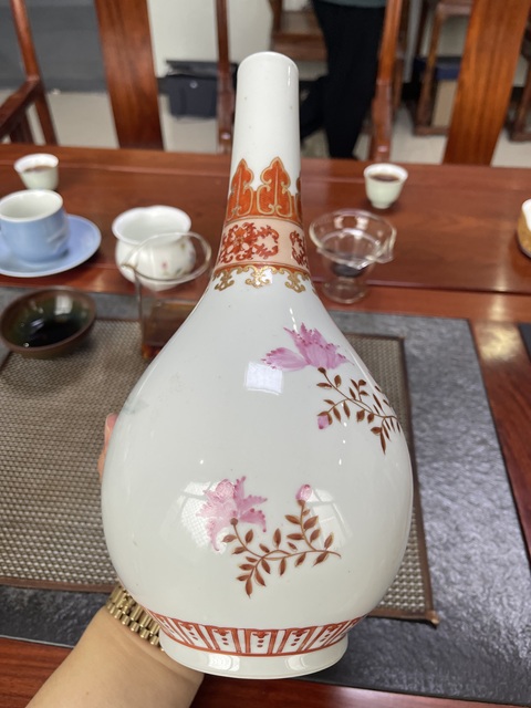 古玩陶瓷民國 雅莊瓷藝瓶真品鑒賞圖