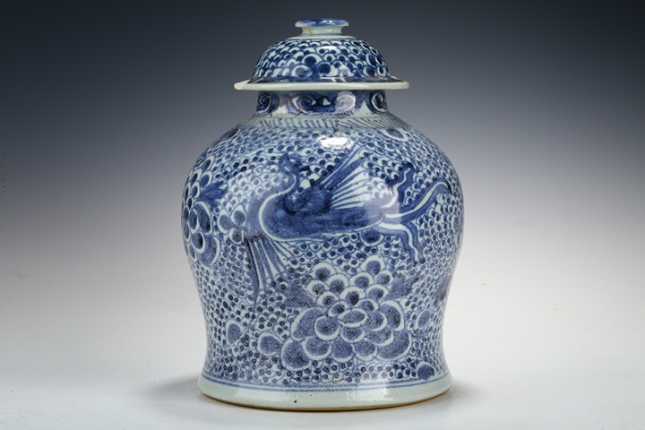 古玩陶瓷清早·青花鳳穿牡丹紋蓋罐真品鑒賞圖