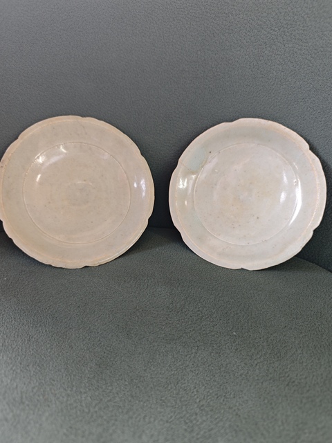 古玩陶瓷青白釉花口碟一對拍賣,當前價格1200元