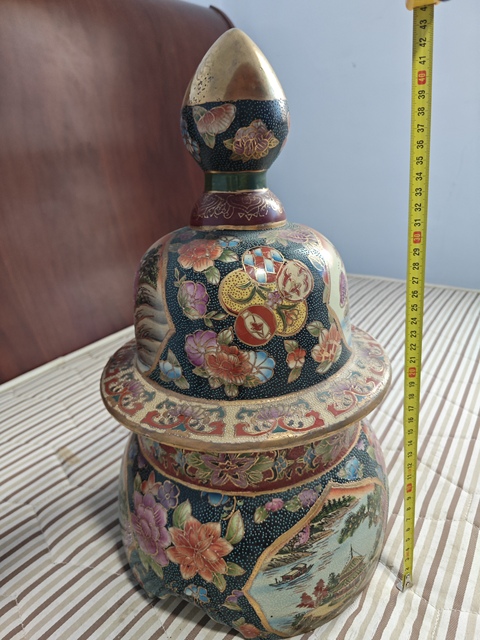 古玩陶瓷蓋罐真品鑒賞圖