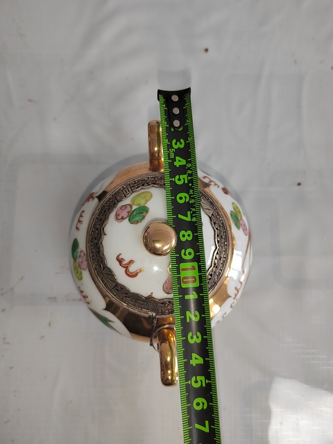 古玩陶瓷粉彩龍鳳紋雙耳壺真品鑒賞圖