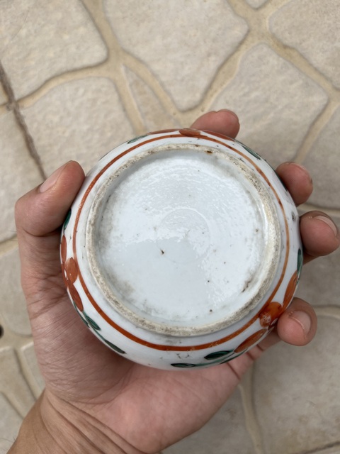 古玩陶瓷粉彩人物故事印泥盒拍賣,當(dāng)前價(jià)格688元