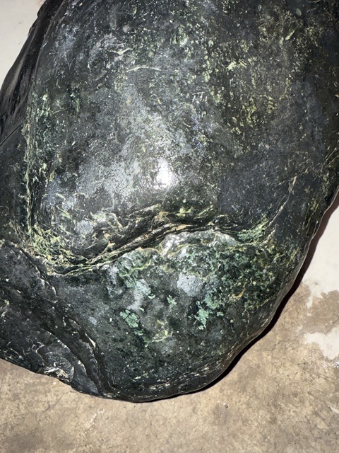 古玩玉器墨玉原石料真品鑒賞圖