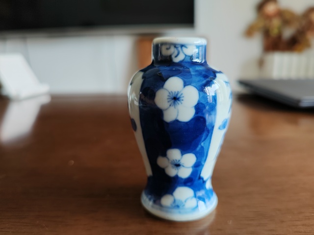 古玩陶瓷青花博古圖梅瓶真品鑒賞圖