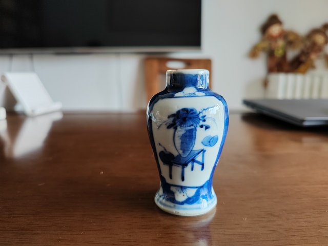 古玩陶瓷青花博古圖梅瓶真品鑒賞圖