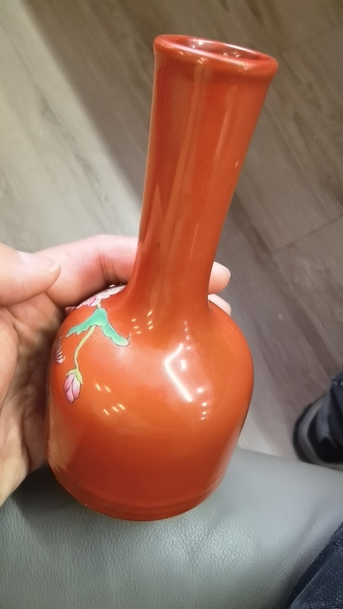 古玩陶瓷珊瑚紅釉粉彩搖鈴尊真品鑒賞圖