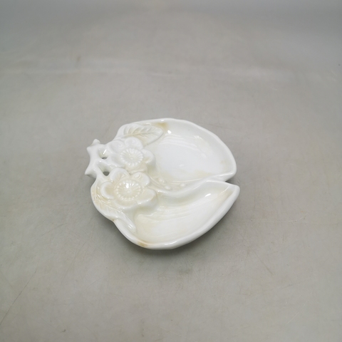 古玩陶瓷德化窯筆舔真品鑒賞圖