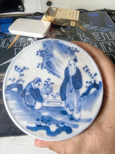 古玩陶瓷人物紋青花蓋缸真品鑒賞圖