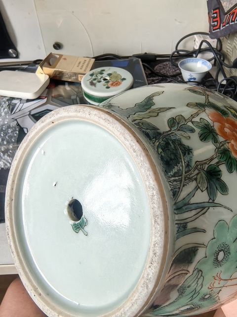 古玩陶瓷五彩花鳥紋蓋罐真品鑒賞圖