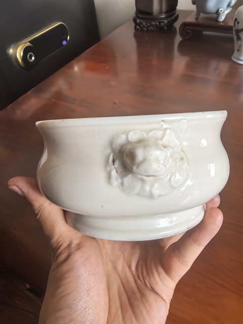 古玩陶瓷德化白瓷香爐真品鑒賞圖