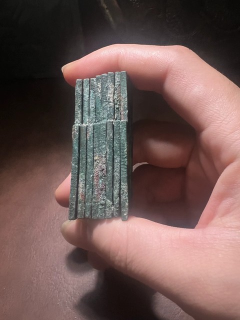 古玩錢幣貨布真品鑒賞圖