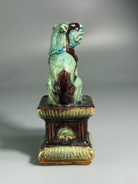 古玩陶瓷琺華彩坐獅瓷塑真品鑒賞圖