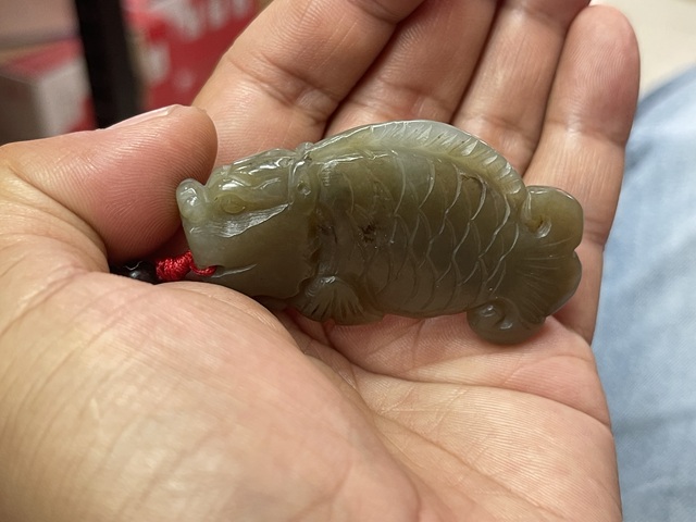 古玩玉器和田玉雕“摩羯魚”佩真品鑒賞圖