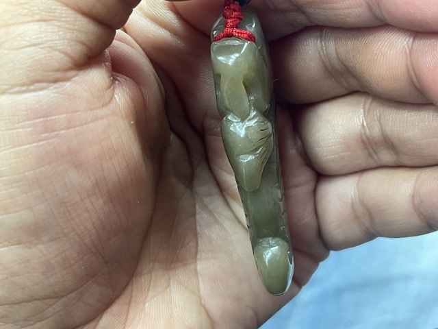 古玩玉器和田玉雕“摩羯魚”佩真品鑒賞圖