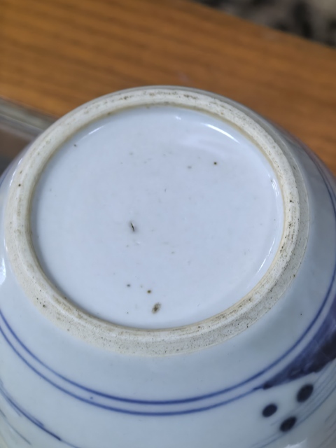 古玩陶瓷山水紋青花罐真品鑒賞圖