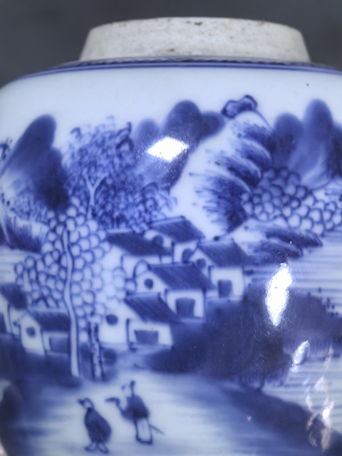 古玩陶瓷山水紋青花罐真品鑒賞圖