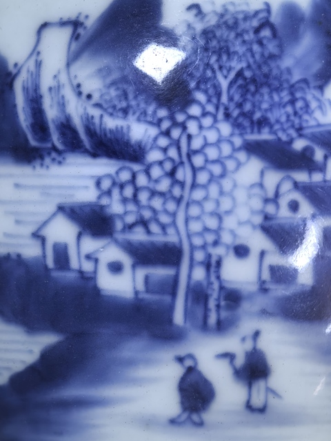 古玩陶瓷山水紋青花罐真品鑒賞圖