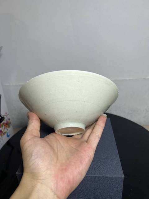 古玩陶瓷青白釉云氣紋斗笠碗真品鑒賞圖