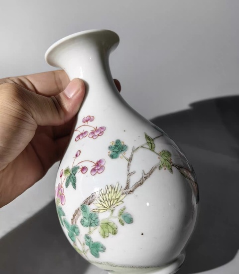 古玩陶瓷粉彩瓶真品鑒賞圖