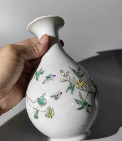 古玩陶瓷粉彩瓶真品鑒賞圖