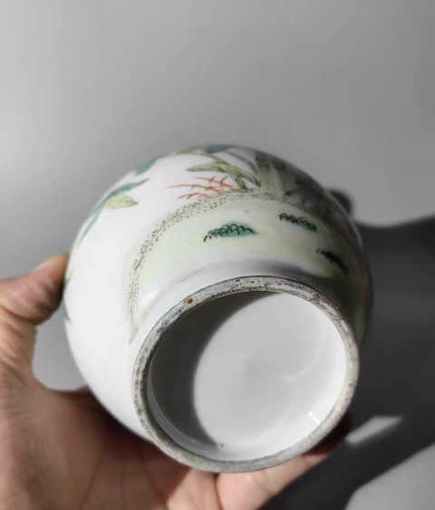 古玩陶瓷粉彩瓶真品鑒賞圖