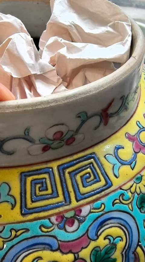 古玩陶瓷人物紋粉彩將軍罐真品鑒賞圖