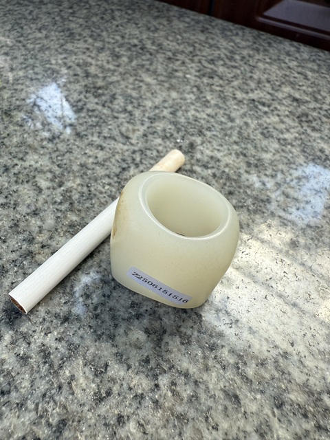 古玩玉器和田玉扳指真品鑒賞圖