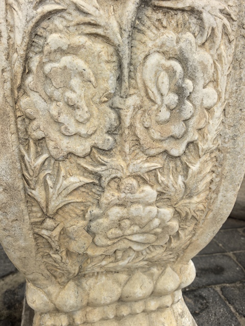 古玩雜項漢白玉花瓶真品鑒賞圖