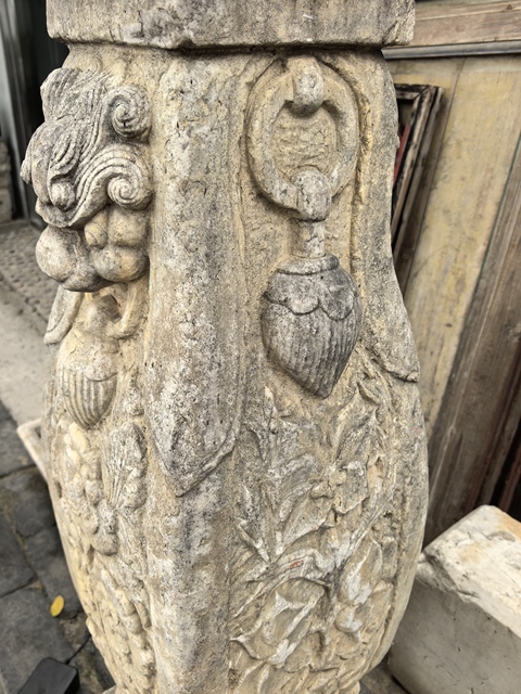 古玩雜項漢白玉花瓶真品鑒賞圖