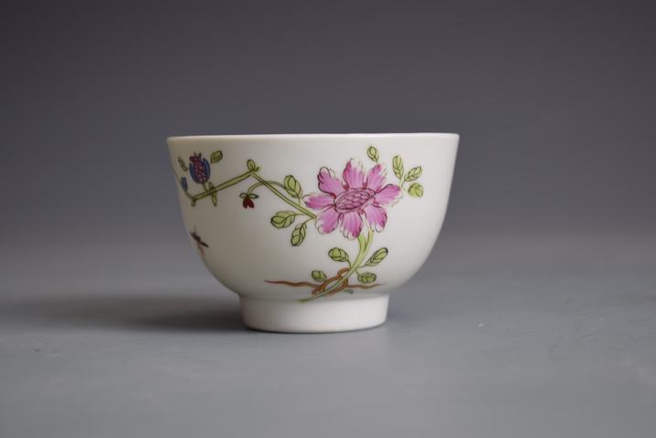 古玩陶瓷晚清粉彩花卉紋杯拍賣，當(dāng)前價(jià)格100元