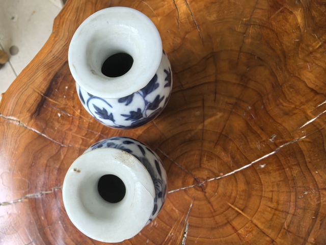 古玩陶瓷青花龍穿花卉收瓶一對真品鑒賞圖