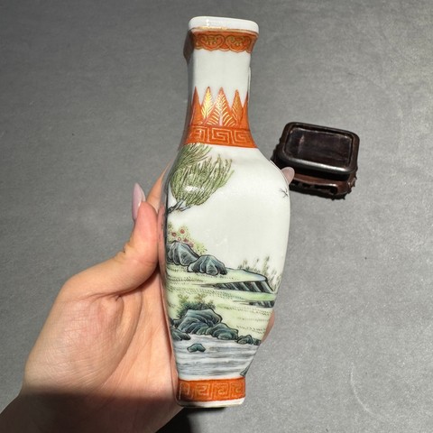 古玩陶瓷粉彩牧牛圖四方瓶真品鑒賞圖