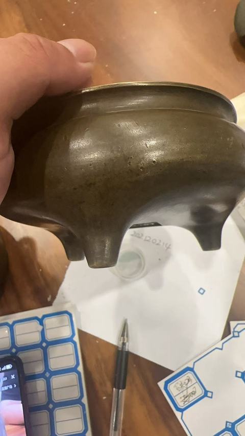 古玩銅器鬲式爐真品鑒賞圖