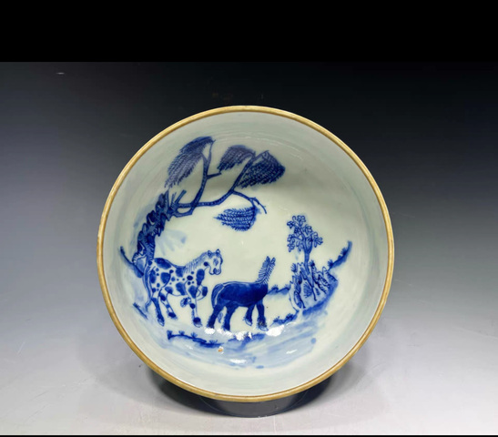 古玩陶瓷日本江戶青花柳蔭雙駿蓋碗真品鑒賞圖