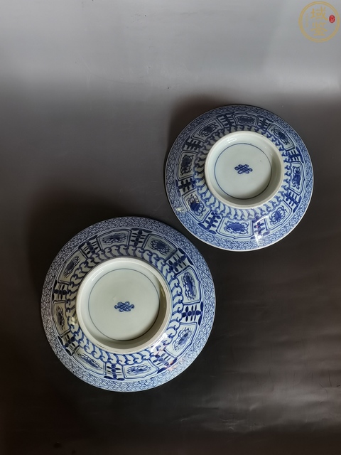 古玩陶瓷民國青花折沿蓋碗真品鑒賞圖